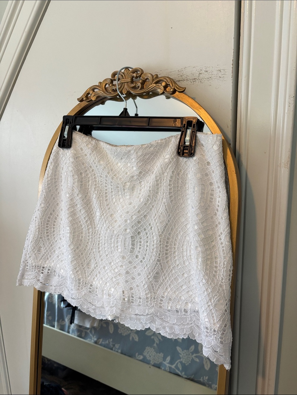 Lilly Pulitzer White Lace Mini Skirt